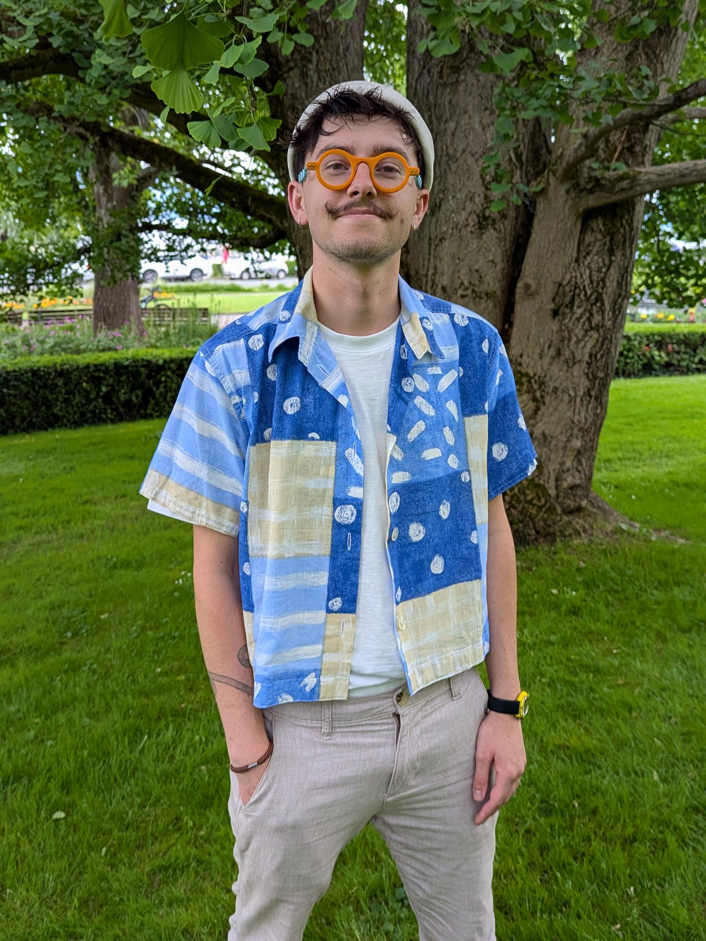 Chemisette à carrés bleue et beige